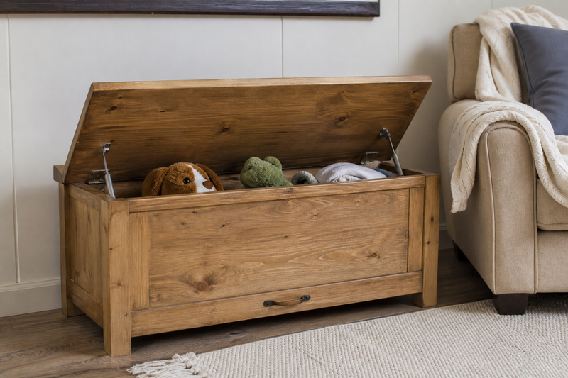 Pet Toy Storage Bench