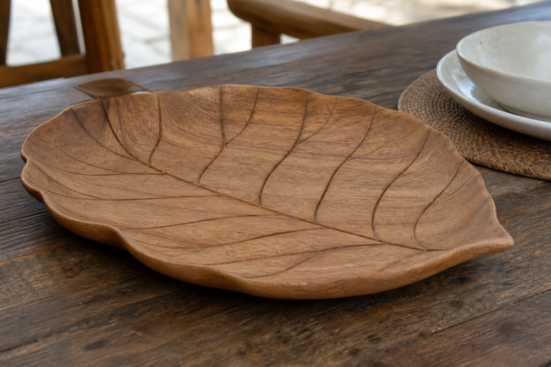 Leaf-Edge Salad Plate
